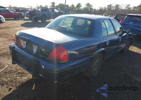 2003 Ford Crown Victoria Police z USA, uszkodzony, nr VIN 2FAHP71W13X199226